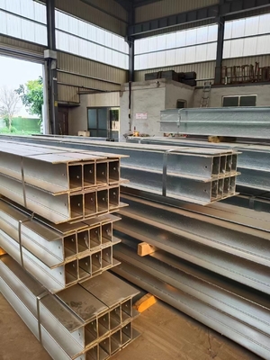 Kháng ăn mòn Galvanized C phần kênh kênh thép 900mm-18000mm