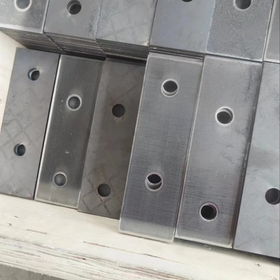 Thép tùy biến Slotted thanh phẳng cho xây dựng cụ thể của bạn và nhu cầu công nghiệp