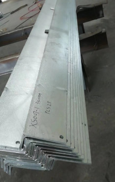 Thép góc kẽm lý tưởng cho các dự án xây dựng với độ bền tuyệt vời và chống gỉ