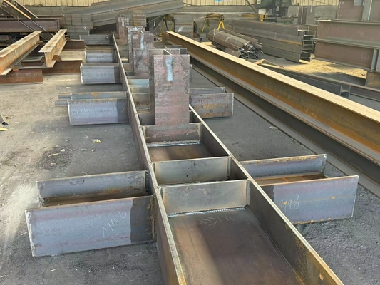 Hỗ trợ tủ điện Trên đáy của tháp gió Bottom Cabinet Mounting Platform For Wind Tower