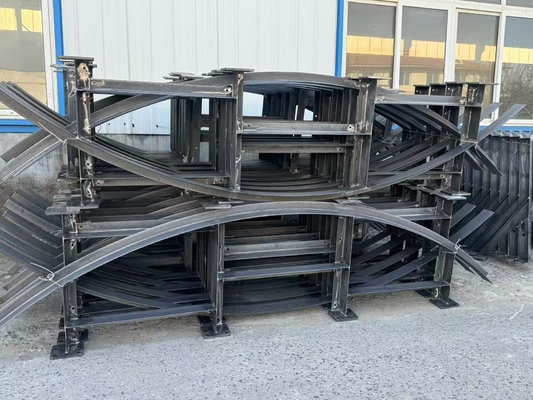 Hot Dip Galvanized Steel Structure Platform Supporting Electrical Cabinet On Bottom Of Wind Tower (Nghệ thống cấu trúc thép xăng nóng hỗ trợ tủ điện ở đáy tháp gió)